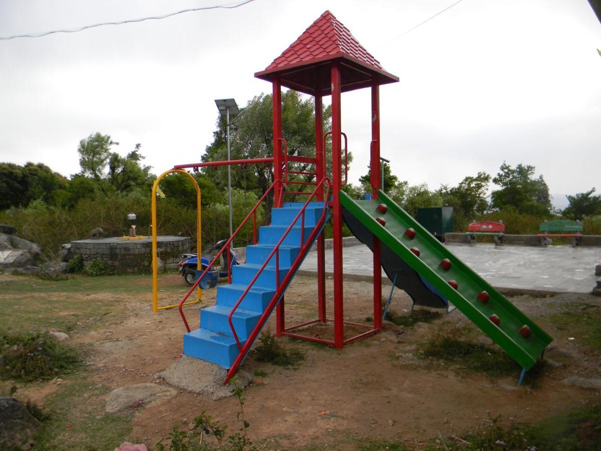 Hillock By In Vogue Villa Дхарамсала Екстериор снимка
